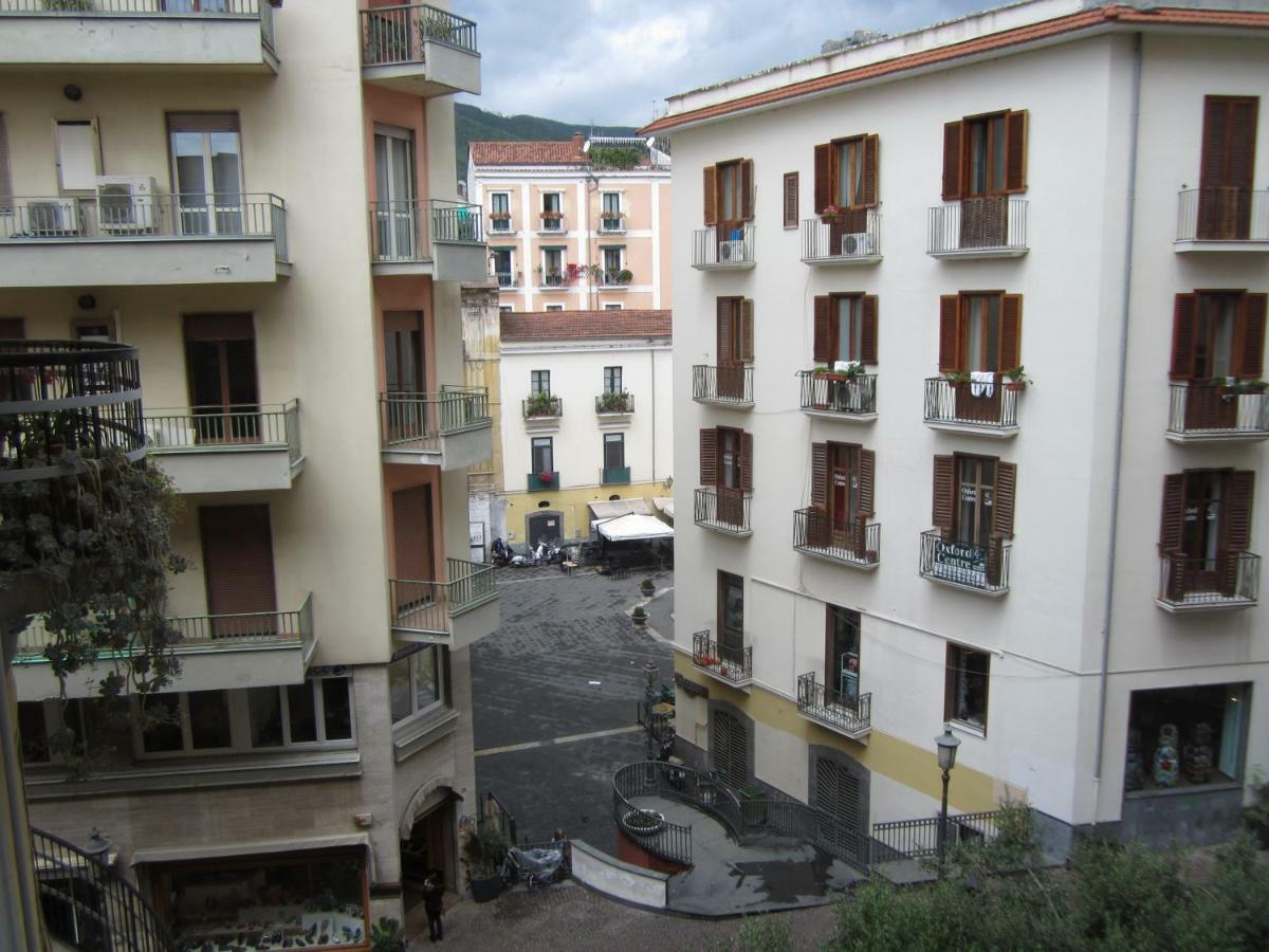 Velia Apartment